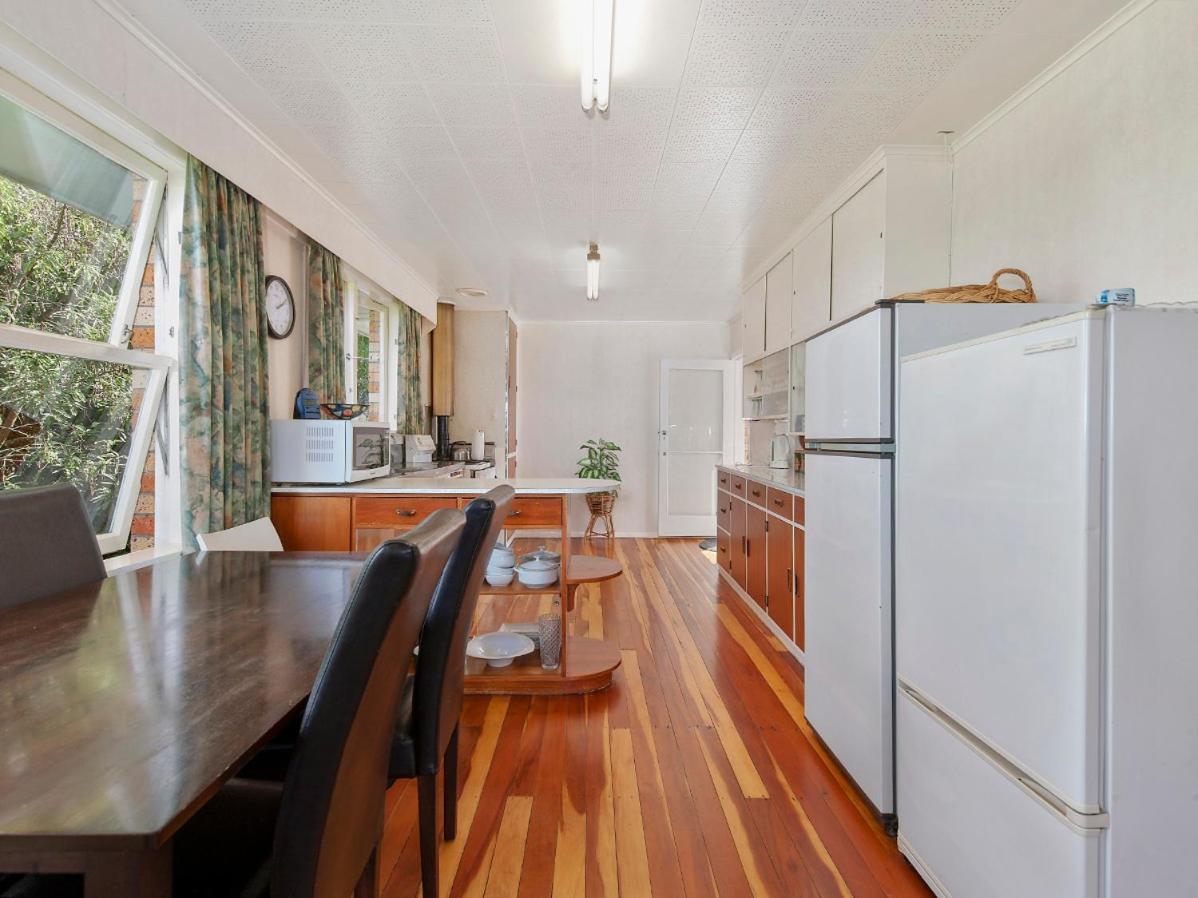 Lofty Lakeviews - Acacia Bay Holiday Home Taupo Bagian luar foto